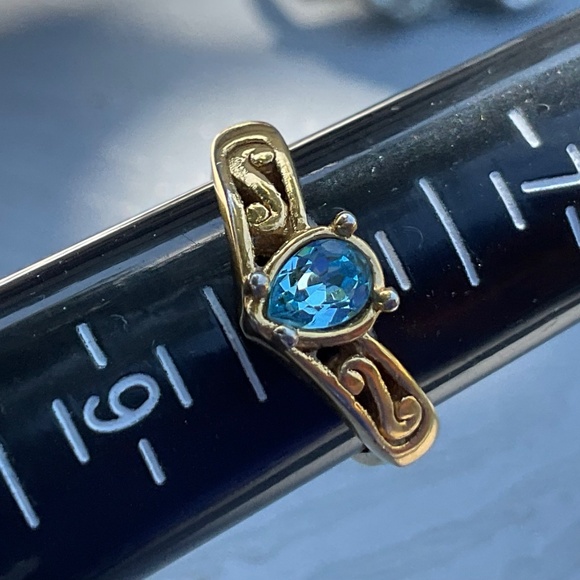 Avon ring vintage blue stone size 8 - Picture 1 of 8